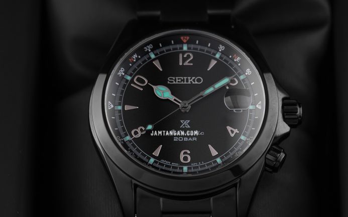 Seiko Prospex SPB337J1 Alpinist The Black Series Night Vision Stainless Steel Strap Limited Edition