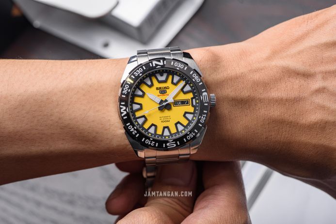 Seiko srp745k1 best sale