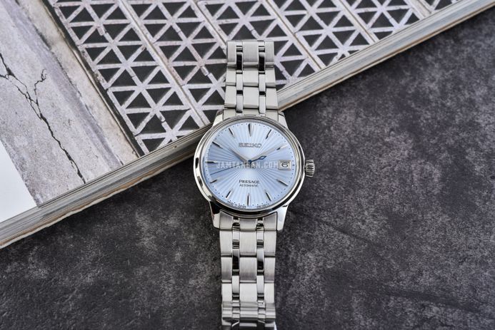 Seiko Presage SRP841J1 Sky Diving Automatic Light Blue Dial Stainless Steel Strap
