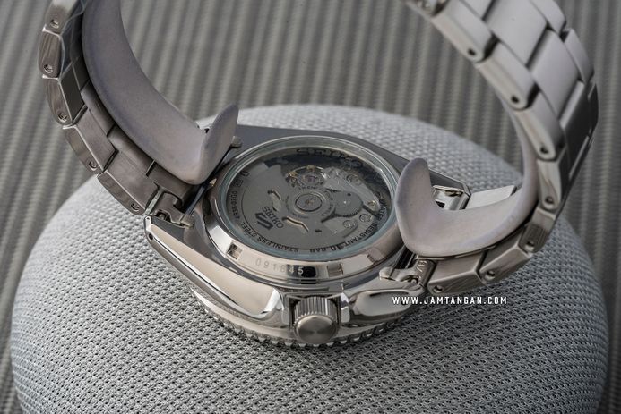 Seiko 5 Sports SRPD55K1 SKX Sports Style Automatic Black Dial Stainless Steel Strap