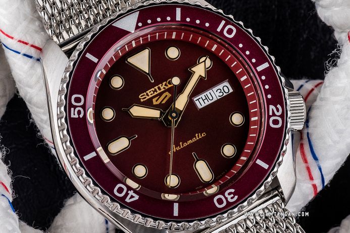 Seiko 5 Sports SRPD69K1 5KX SKX Sports Style Automatic Red Dial Mesh Strap