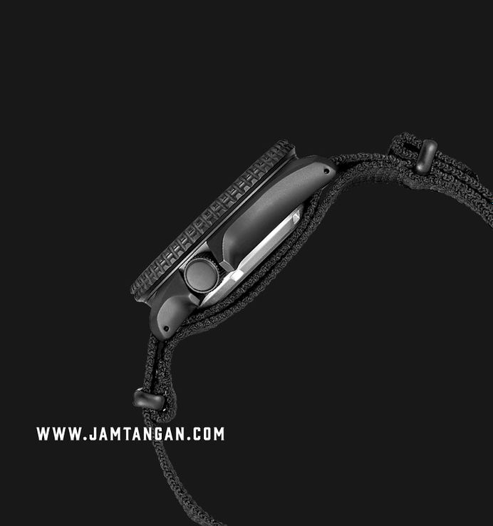 Seiko 5 Sports SRPD79K1 5KX SKX Sports Style Automatic Black Dial Black Nylon Strap