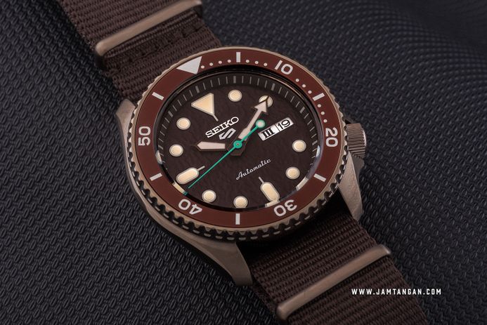 Seiko 5 Sports SRPD85K1 5KX Chocolate SKX Sports Style Automatic Brown Dial Brown Nylon Strap