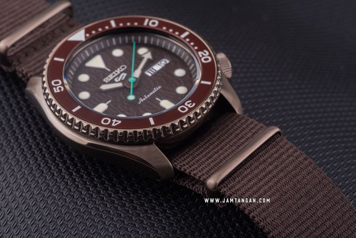 Seiko 5 Sports SRPD85K1 5KX Chocolate SKX Sports Style Automatic Brown Dial Brown Nylon Strap