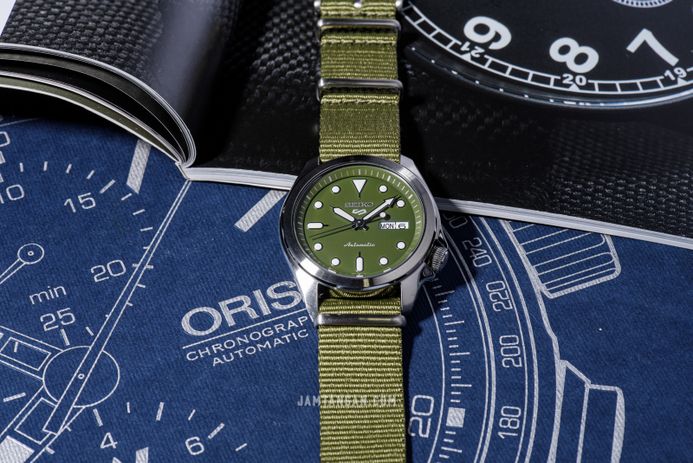 Seiko 5 Sports SRPE65K1 Automatic Green Olive Dial Green Olive Nylon Strap
