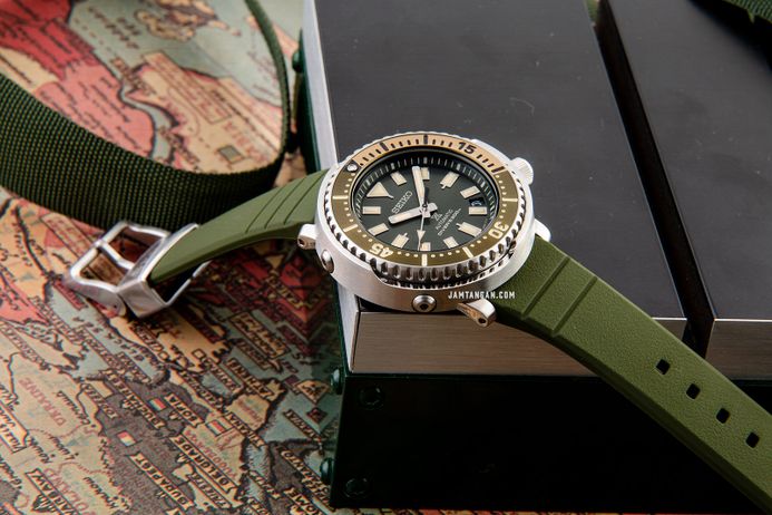Seiko Prospex SRPF83K1 Baby Tuna Urban Safari Green Dial Green Rubber Strap