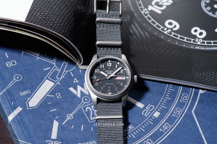 Seiko Sports SRPG31 SRPG31K1 Field Sports Style Automatic Dark