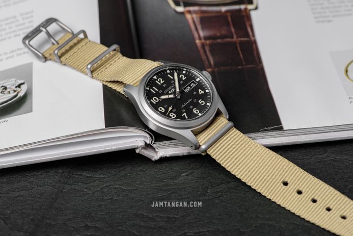 Seiko 5 Sports SRPG35K1 Automatic Black Dial Beige Nylon Strap