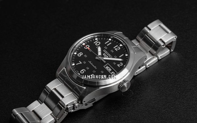 Seiko 5 Sports SRPJ81K1 Mid-Field Sports Style Automatic Men Black Dial Stainless Steel Strap