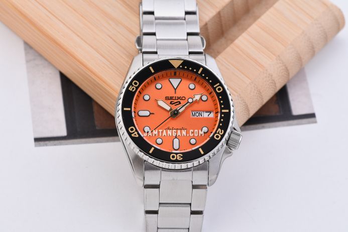 Seiko 5 Sports SRPK35K1 5KX Midi SKX Sports Style Orange Dial Stainless Steel Strap