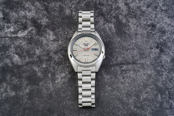 Seiko 5 Sports SRPK91K1 SNXS Series Men Champagne Dial Stainless Steel Strap
