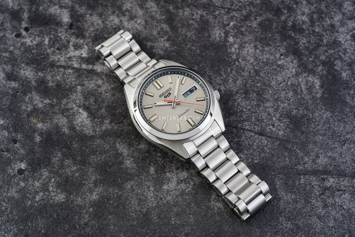 Seiko 5 Sports SRPK91K1 SNXS Series Men Champagne Dial Stainless Steel Strap