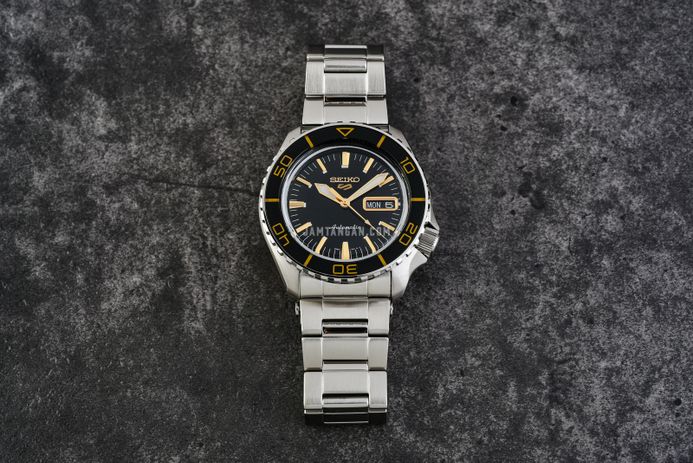 Seiko 5 Sports SRPK99K1 SKX SNZH5 Blacktone Redux Men Stainless Steel Strap