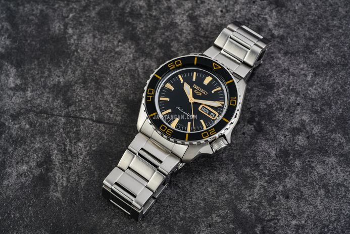 Seiko 5 Sports SRPK99K1 SKX SNZH5 Blacktone Redux Men Stainless Steel Strap