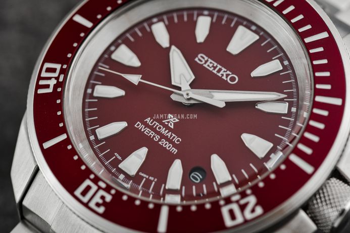 Seiko Prospex SRPL11K1 Diver Samurai Shog-Urai Red Dial Stainless Steel Strap