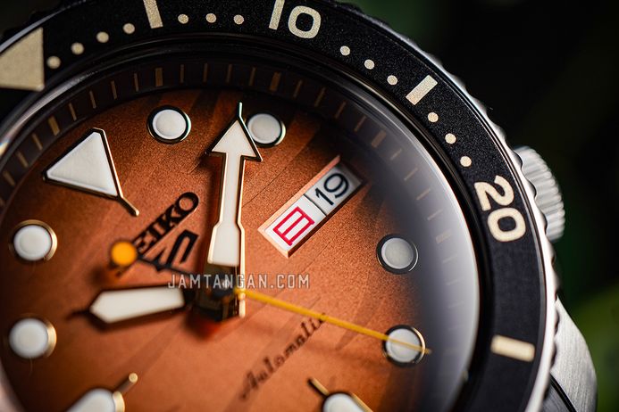 Seiko 5 Sports SRPL45K1 Indonesian Exclusive Model Limited Edition of 1000pcs Inspired by TWNC