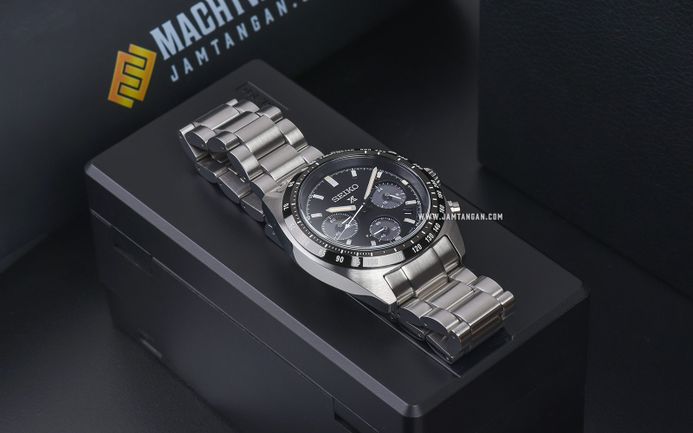 Seiko Prospex SSC819P1 Speedtimer Solar Chronograph Black Dial Stainless Steel Strap