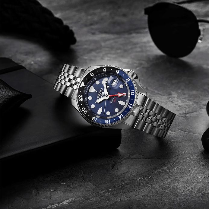 Seiko 5 Sports SSK003K1 SKX Sports Style GMT Batman Automatic Blue Dial Stainless Steel Strap