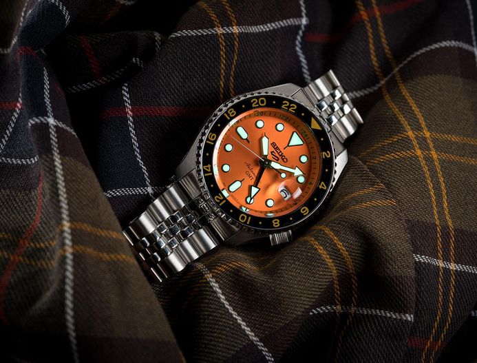 Seiko 5 Sports SSK005K1 SKX Sports Style GMT Mikan Orange Automatic Orange Dial St. Steel Strap