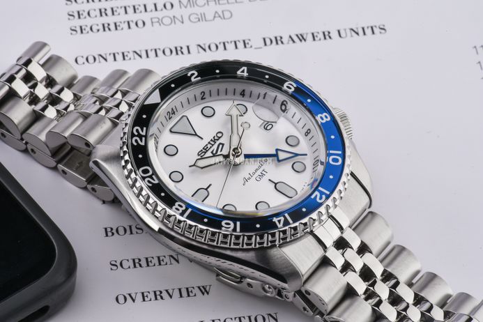 Seiko 5 Sports SSK033K1 SKX Series Automatic GMT Silver Dial Stainless Steel Strap