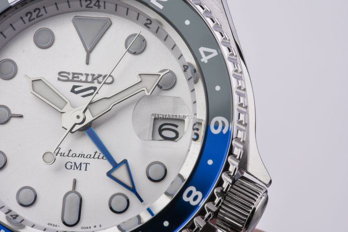 Seiko 5 Sports SSK033K1 SKX Series Automatic GMT Silver Dial Stainless Steel Strap