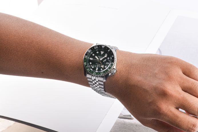 Seiko 5 Sports SSK035K1 SKX Series Automatic GMT Sprite Green Black Dial Stainless Steel Strap