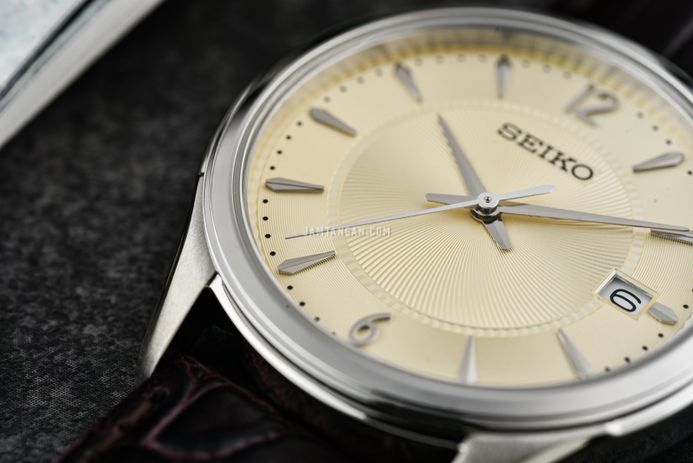 Seiko SUR421P1 Orologio Uomo – Classicissimo Analogico Con Quadrante Marrone