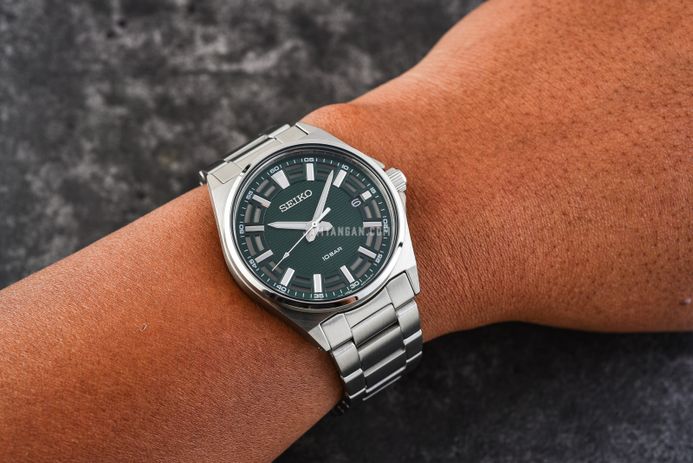 Seiko Classic SUR503P1 Discover More Green Dial Stainless Steel Strap