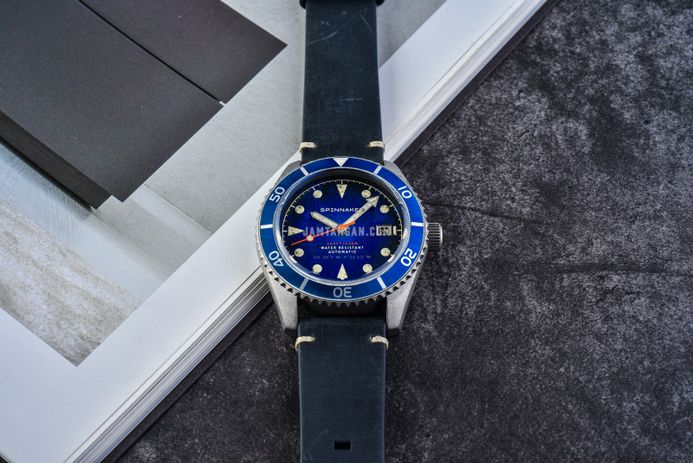Spinnaker Wreck SP-5089-02 Oxidized Blue Dial Dark Blue Leather Strap