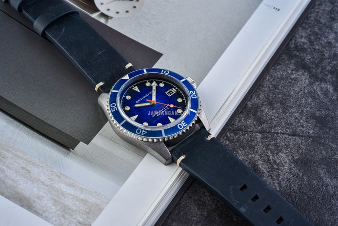 Spinnaker Wreck SP-5089-02 Oxidized Blue Dial Dark Blue Leather Strap
