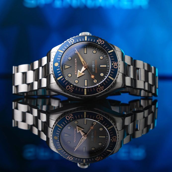 Spinnaker Spence 300 SP-5097-77 Automatic Gunmetal Dial Stainless Steel Strap + Extra Strap