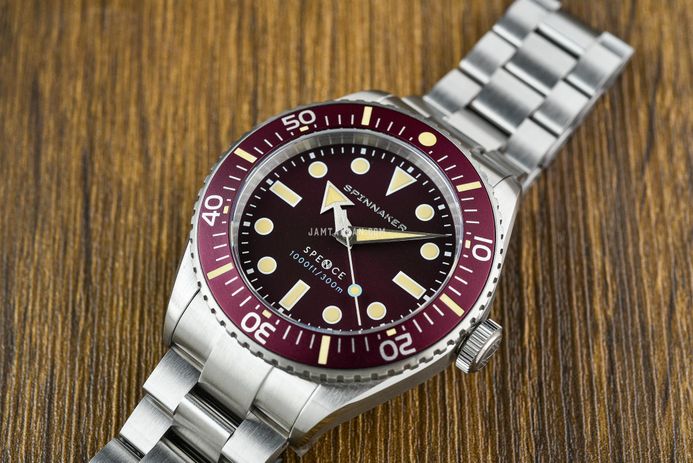Spinnaker Spence 300 SP-5097-99 Automatic Burgundy Dial Stainless Steel Strap + Extra Strap