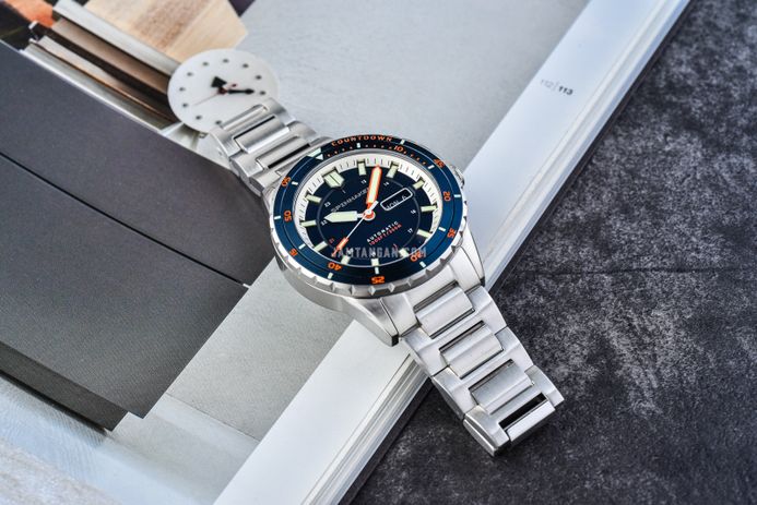 Spinnaker Hass SP-5099-44 Automatic Azure Blue Dial Stainless Steel Strap