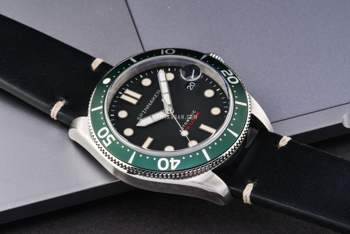 Spinnaker Croft SP-5100-02 Mid Size Automatic Nomad Black Dial Black Leather Strap