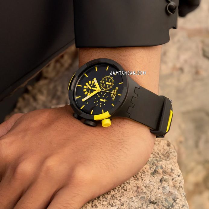 Swatch Big Bold Chrono SB02B403 CheckPoint Black Dial Black Rubber Strap