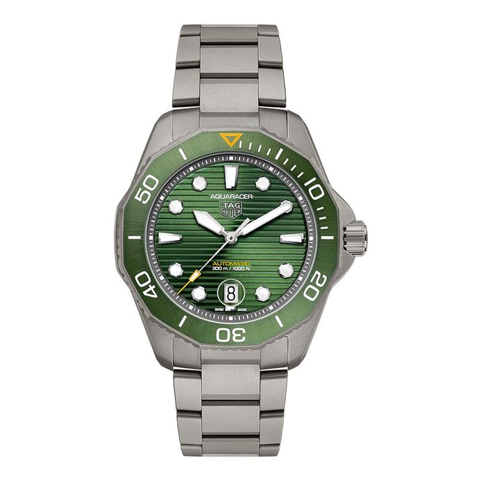 TAG Heuer Aquaracer Green Sunray Brushed Dial Titanium Strap
