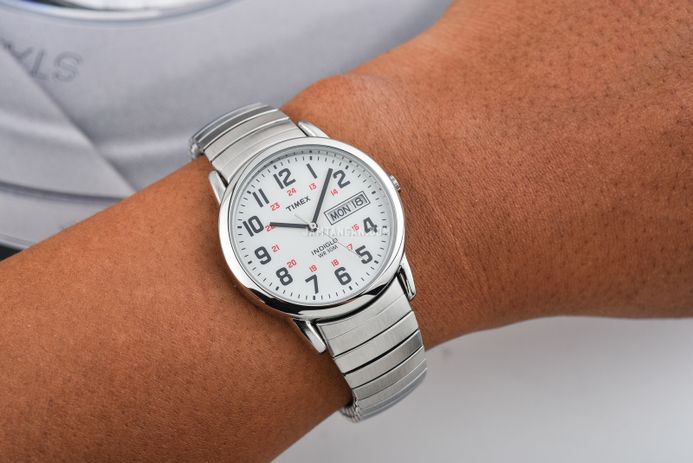 Timex Men's Easy Reader T2N091 Silver Stainless-Steel Quartz Fashion Watch Easy Reader Day Date 35mm Expansion Band Watch - T2N091 | Timex US