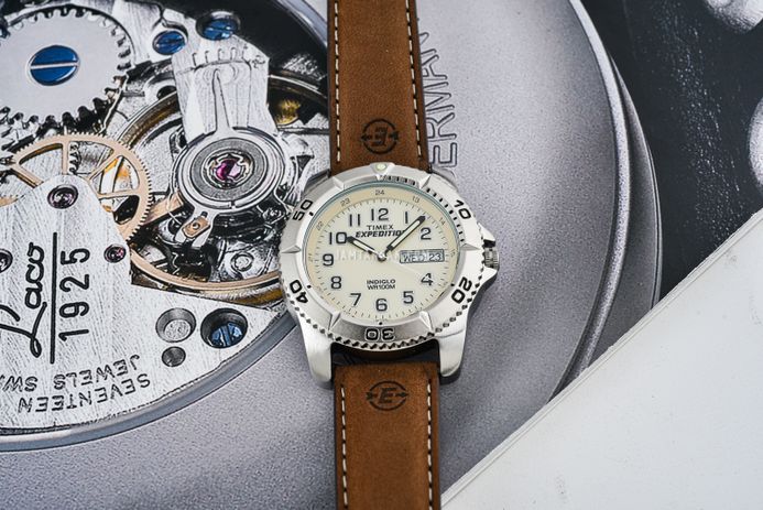 Timex t46681 hotsell