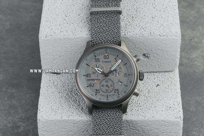 Timex Expedition TW2T72900 Chronograph Men Grey Dial Grey Nylon Strap - Main Image