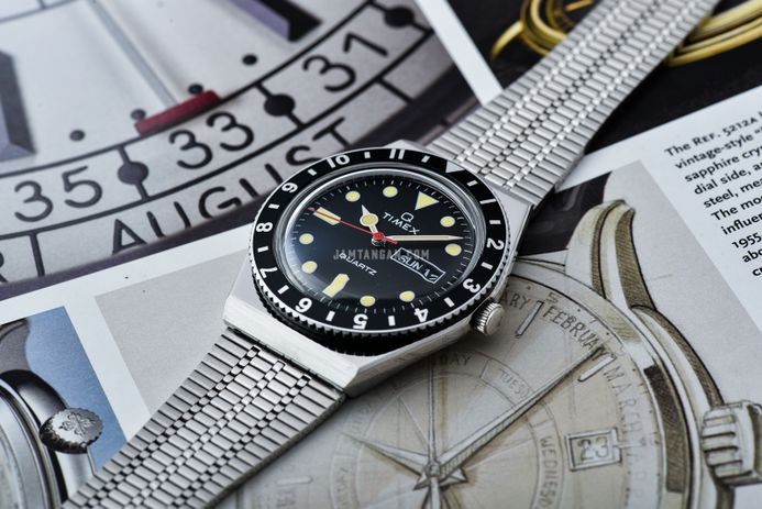 Q TIMEX 1979 REISSUE TW2U61800 ブラック Timex Q Reissue 38mm Stainless Steel Men's Watch TW2U61800