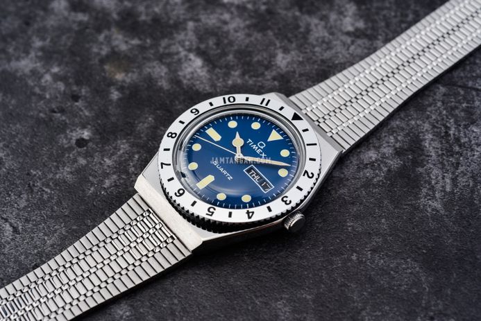 Timex Q Reissue TW2V18300 Blue Dial Stainless Steel Strap