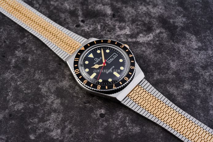 Timex Q Reissue TW2V18500 Black Dial Dual Tone Stainless Steel Strap