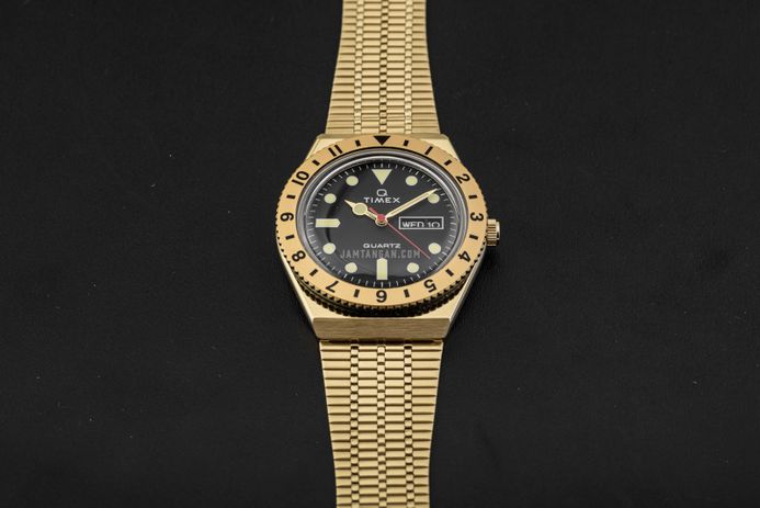 Timex Q TW2V18800 Reissue Men Black Dial Gold Stainless Steel Strap