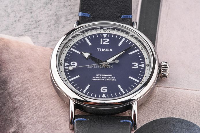 Timex Standard TW2V71300 Men Eco Friendly Blue Dial Black Leather Strap