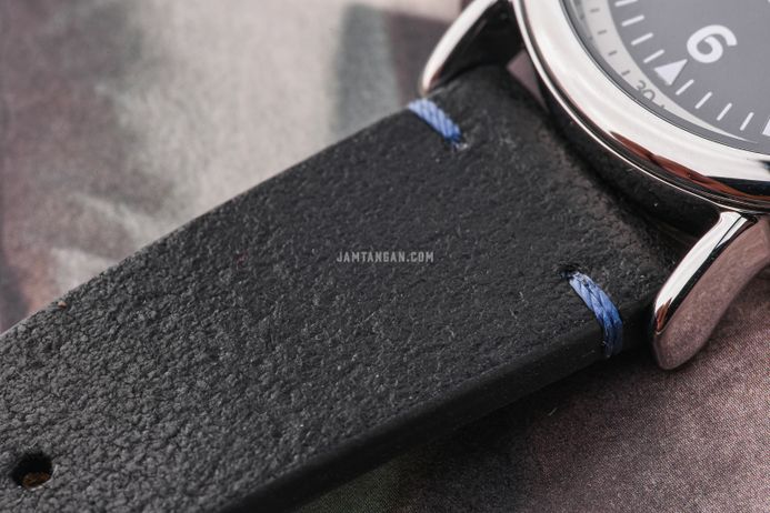 Timex Standard TW2V71300 Men Eco Friendly Blue Dial Black Leather Strap