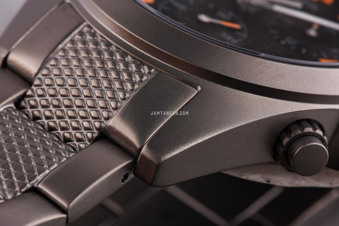 Timex Expedition TW2W45700 Field Chronograph Black Dial Gunmetal Stainless Steel Strap