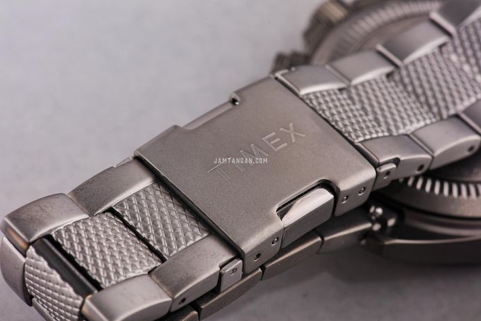 Timex Expedition TW2W45700 Field Chronograph Black Dial Gunmetal Stainless Steel Strap