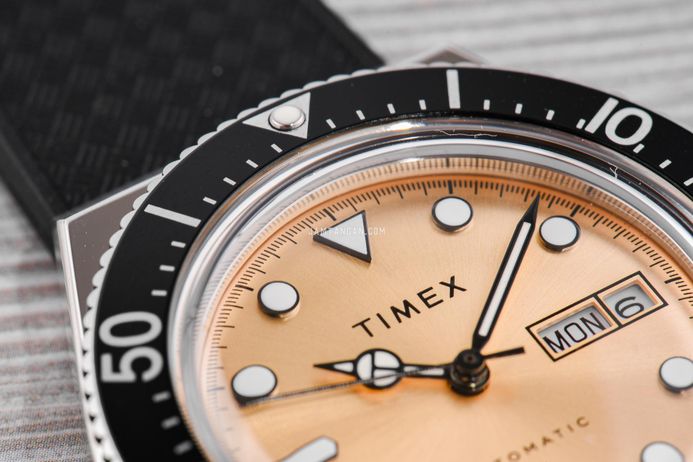 Timex M79 TW2W47600 Automatic Men Champagne Dial Black Rubber Strap