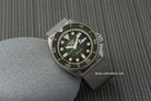 Seiko 5 Sports SRPD75K1 SKX Sports Style Automatic Green Sunburst Dial Silver Mesh Strap-4